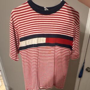 Vintage Tommy Hilfiger Youth XL Red White Striped Logo Crew Neck T-Shirt FLAWS
